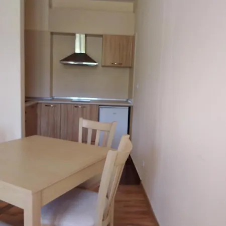 Macon Wellness & شقة فندقية 3*