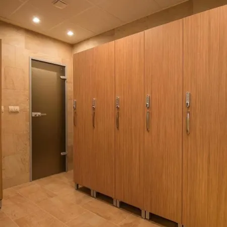 Macon Wellness & سفيتي فلاس