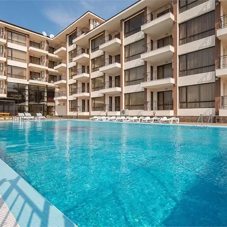 Macon Wellness & Aparthotel 3*