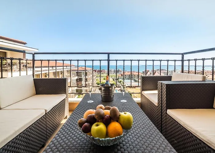 Aparthotel Macon Wellness & 3*