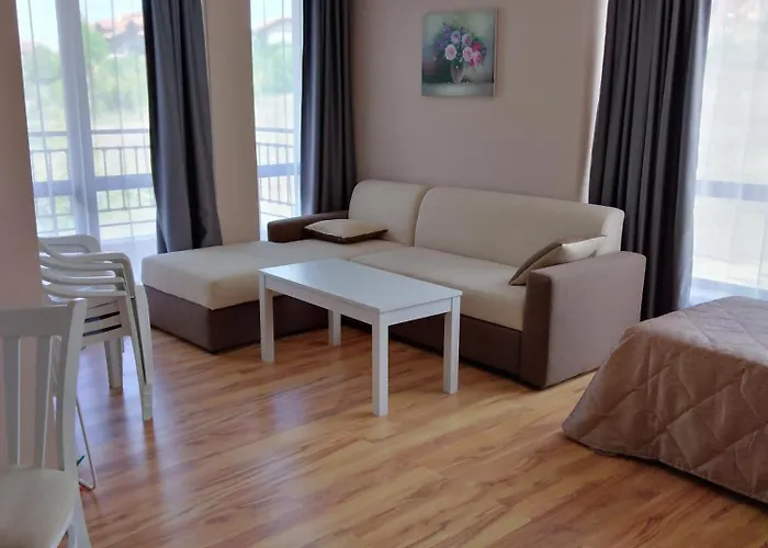 Macon Wellness & Aparthotel